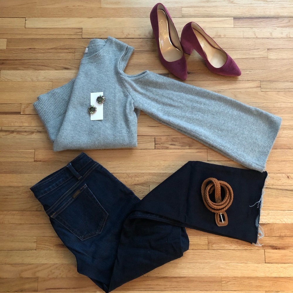 Joe’s Size 29 Skinny Boot Cut Jeans frayed bottoms